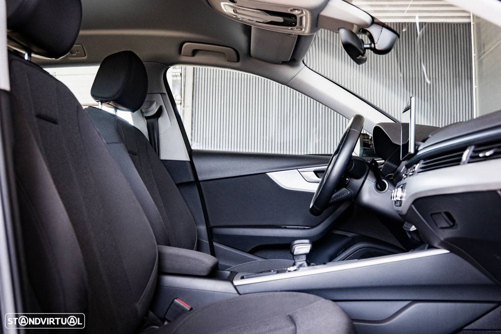 Audi A4 Avant 35 TDI S tronic - 17