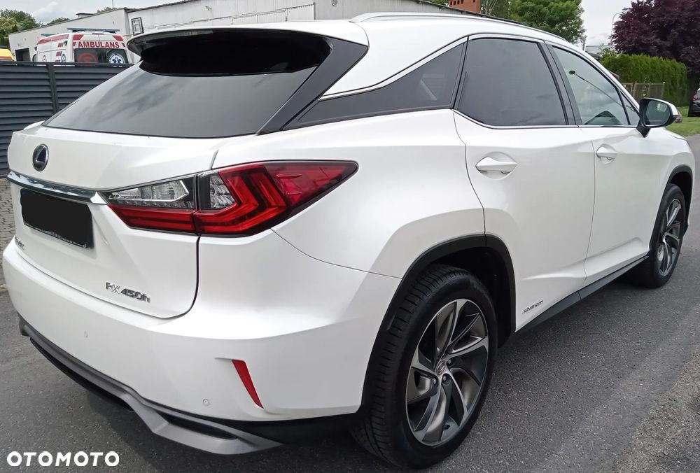 Lexus RX - 4