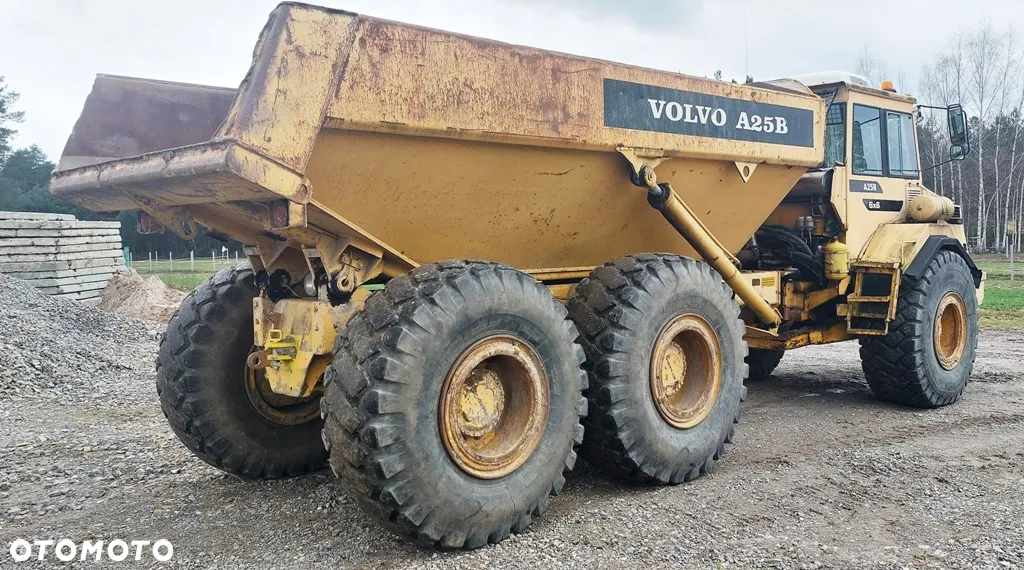 Volvo A 25 B , 6x6 - 5