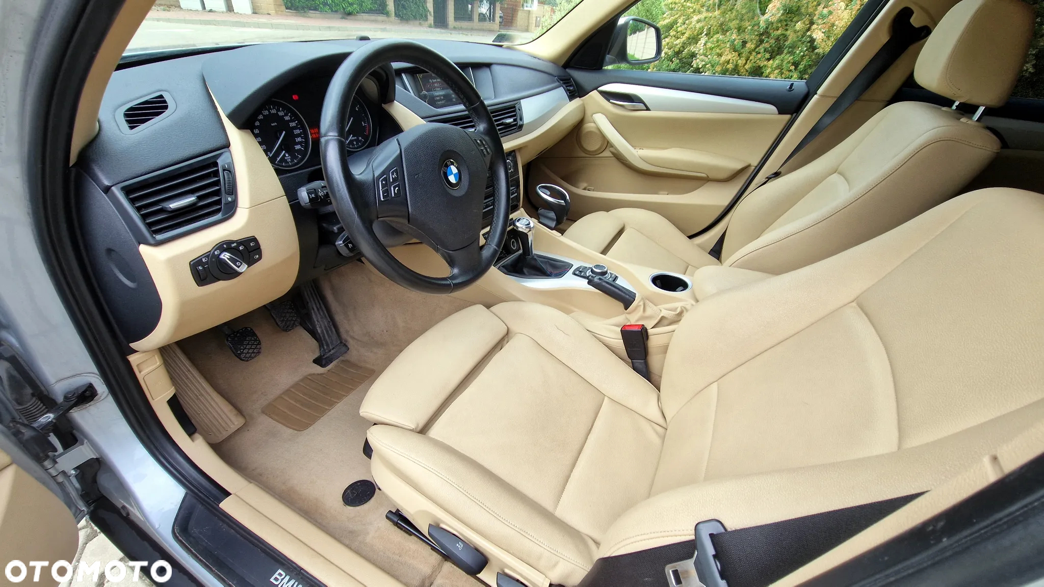 BMW X1 xDrive18d xLine - 6