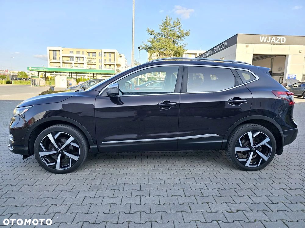 Nissan Qashqai 1.2 DIG-T Xtronic TEKNA+ - 6