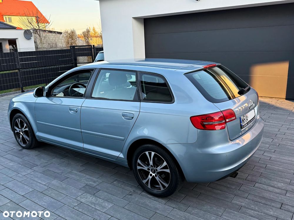 Audi A3 Sportback 1.6 Attraction - 20