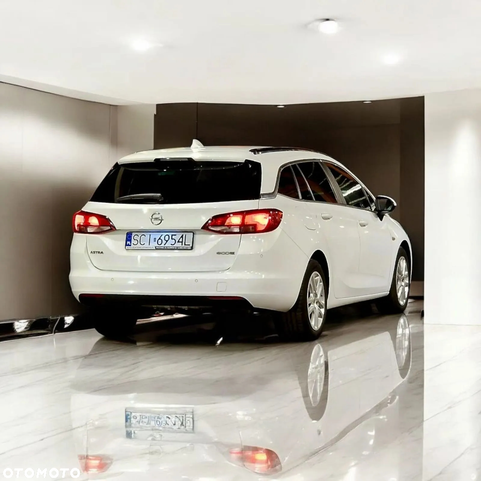 Opel Astra 1.6 D (CDTI) Sports Tourer Edition - 6