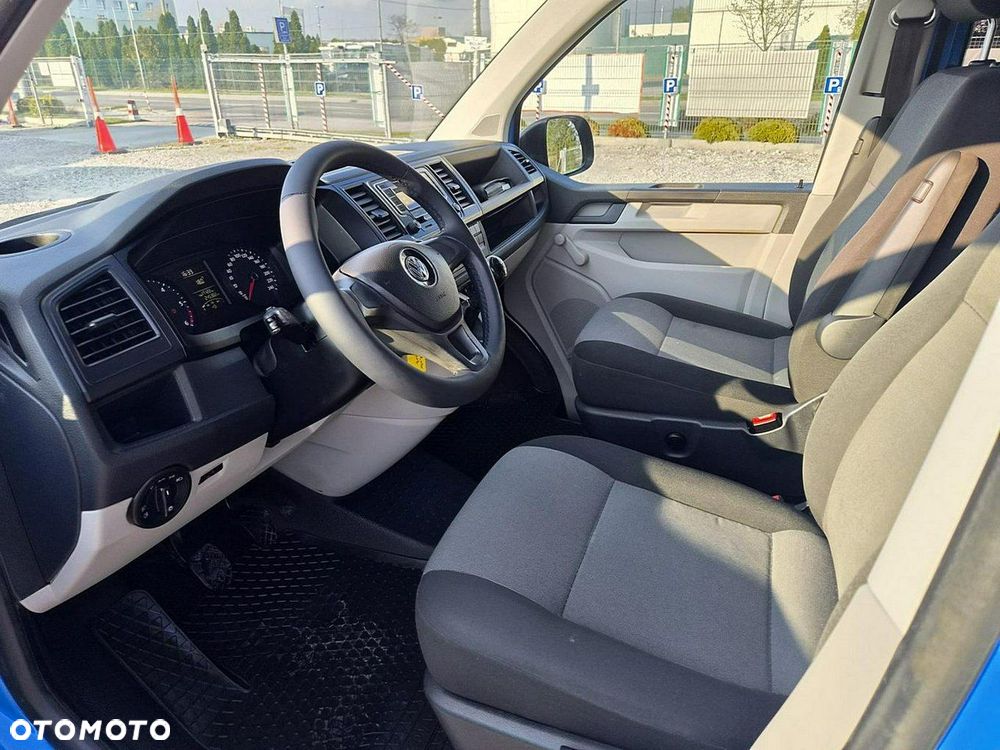 Volkswagen Transporter - 5