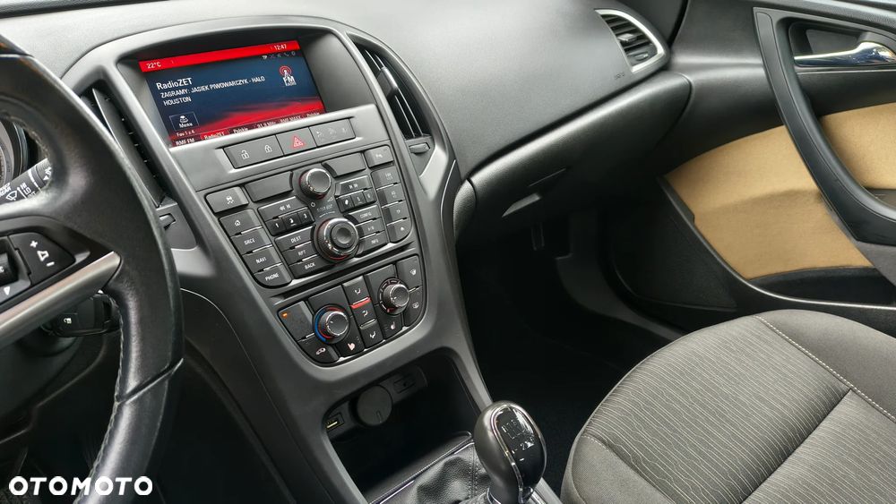 Opel Astra - 18
