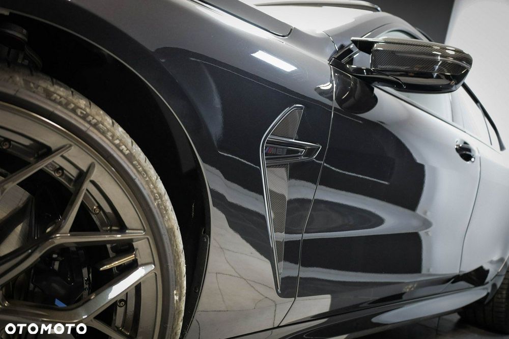 BMW Seria 8 - 11
