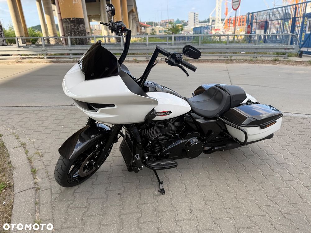 Harley-Davidson Touring Road Glide - 3