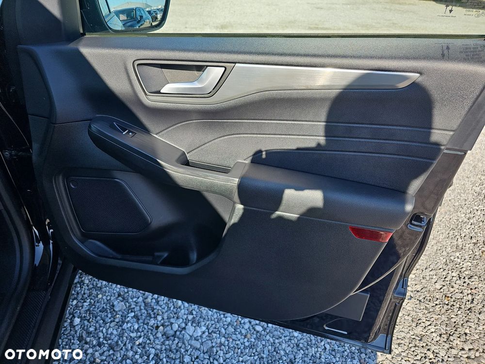 Ford Kuga 2.5 FHEV FWD Titanium X - 22