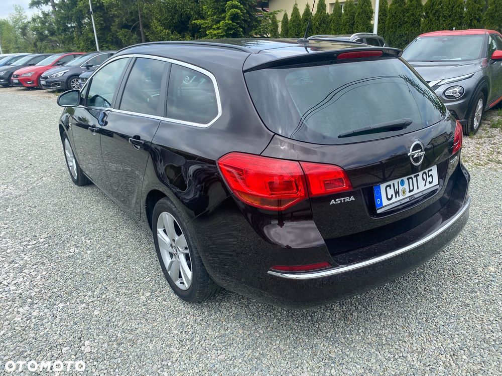 Opel Astra 1.4 Turbo Color Edition - 4