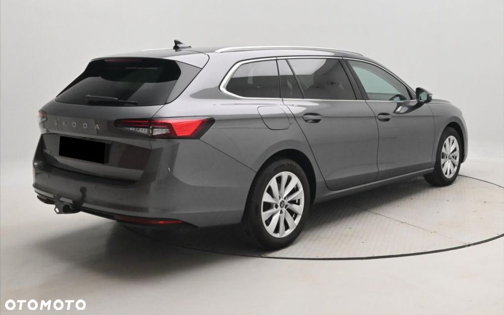 Skoda Superb 1.5 TSI mHEV Drive DSG - 8