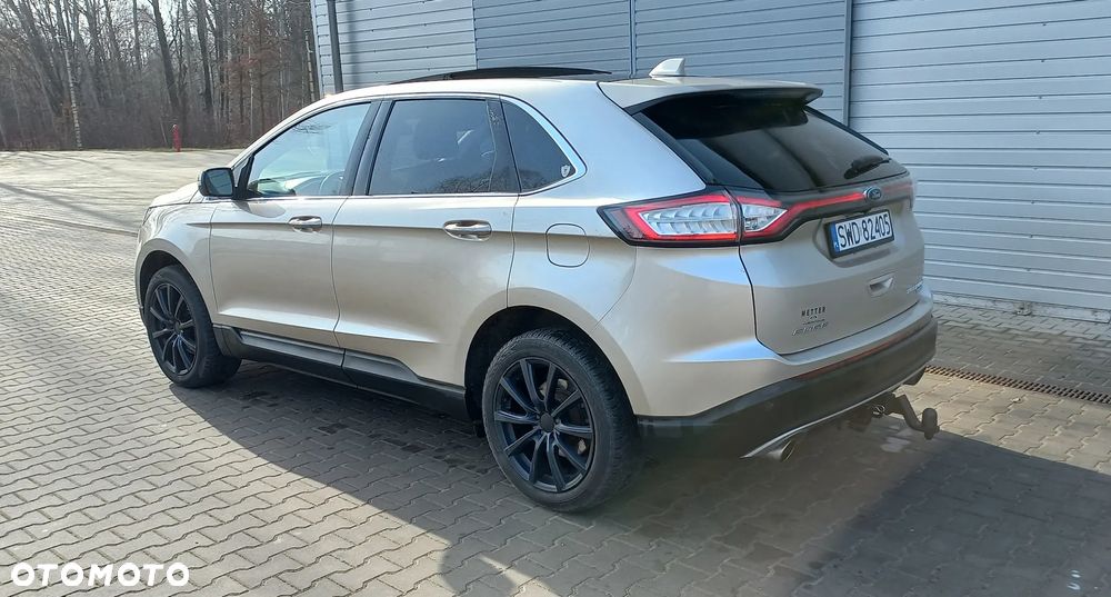 Ford Edge - 5