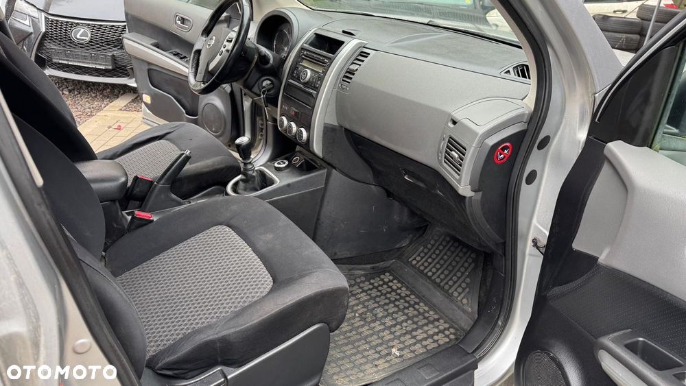 Nissan X-Trail 2.0 dCi 4x4 DPF XE - 8