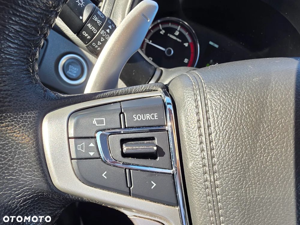 Mitsubishi L200 2.2 d DC Stark Basic - 37