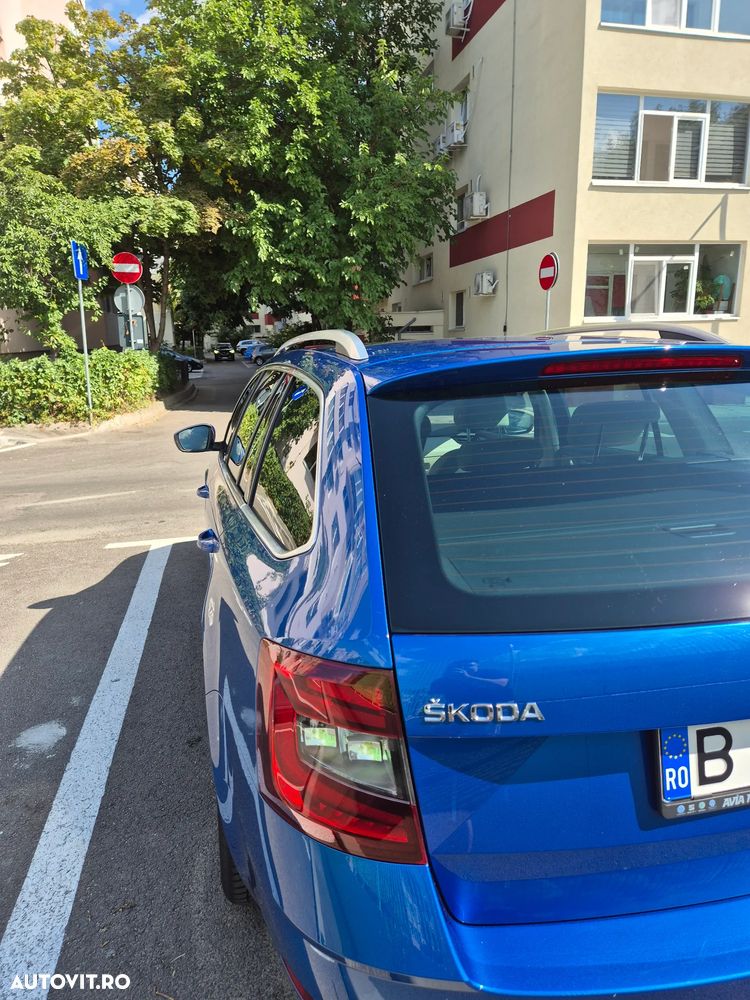 Skoda Octavia 1.5 TSI DSG Style - 4