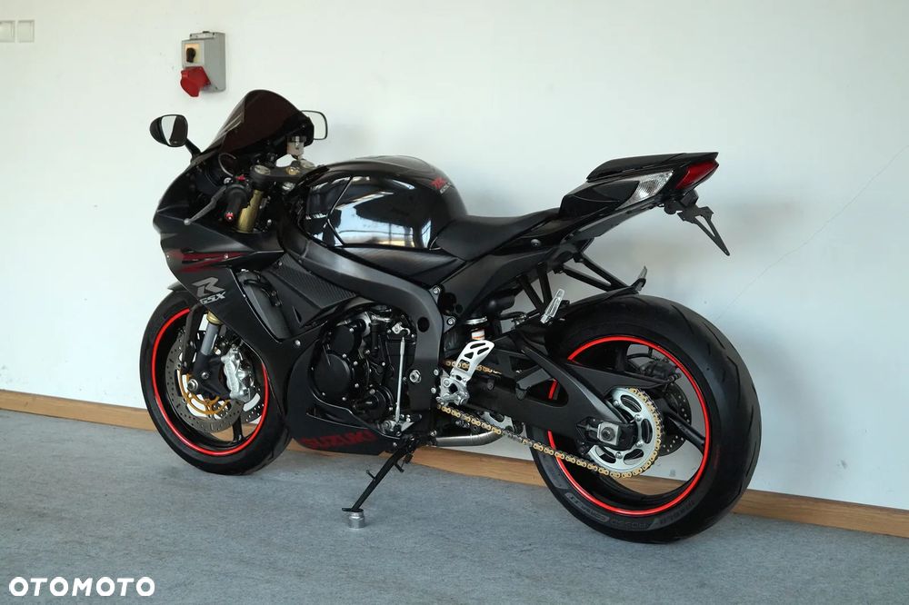 Suzuki GSX-R - 8