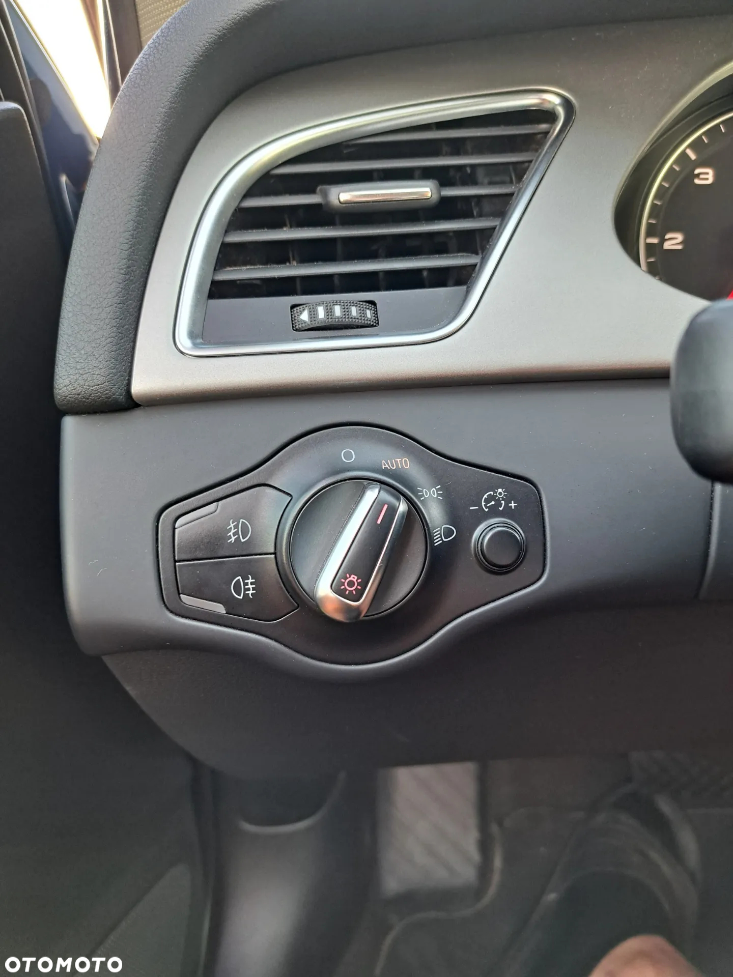 Audi A4 Avant 2.0 TDI DPF multitronic S line Sportpaket - 25