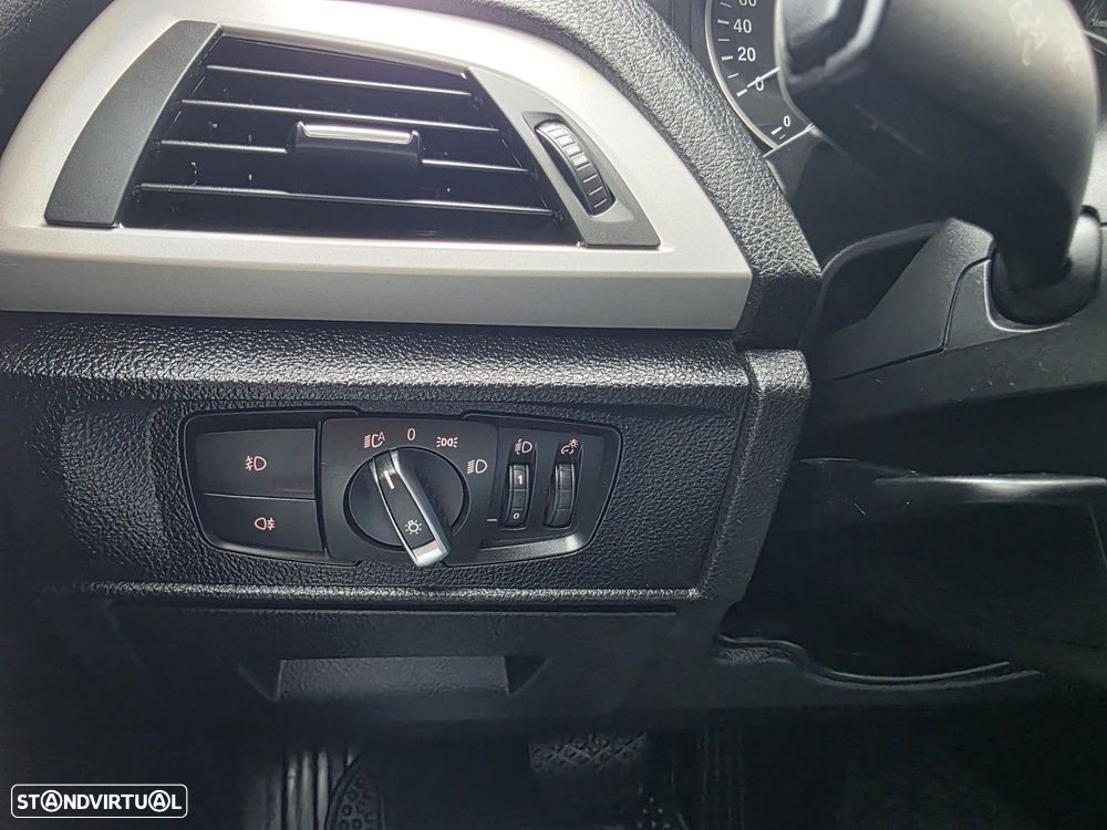 BMW 116 d Advantage Auto - 32