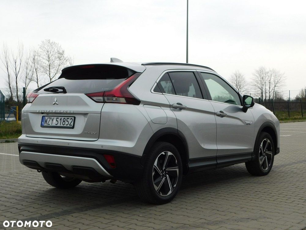 Mitsubishi Eclipse Cross 2.4 PHEV Instyle Plus - 4