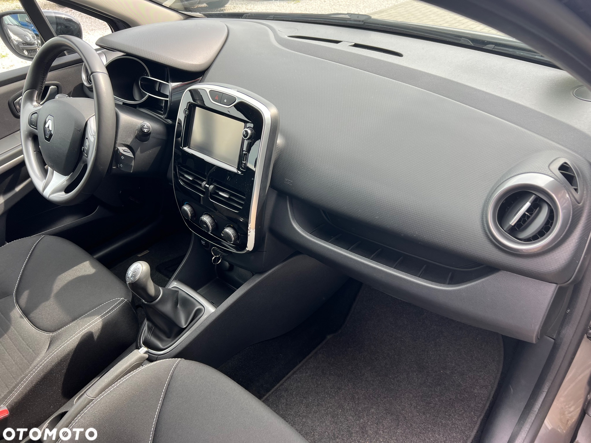 Renault Clio 0.9 Energy TCe Limited - 14