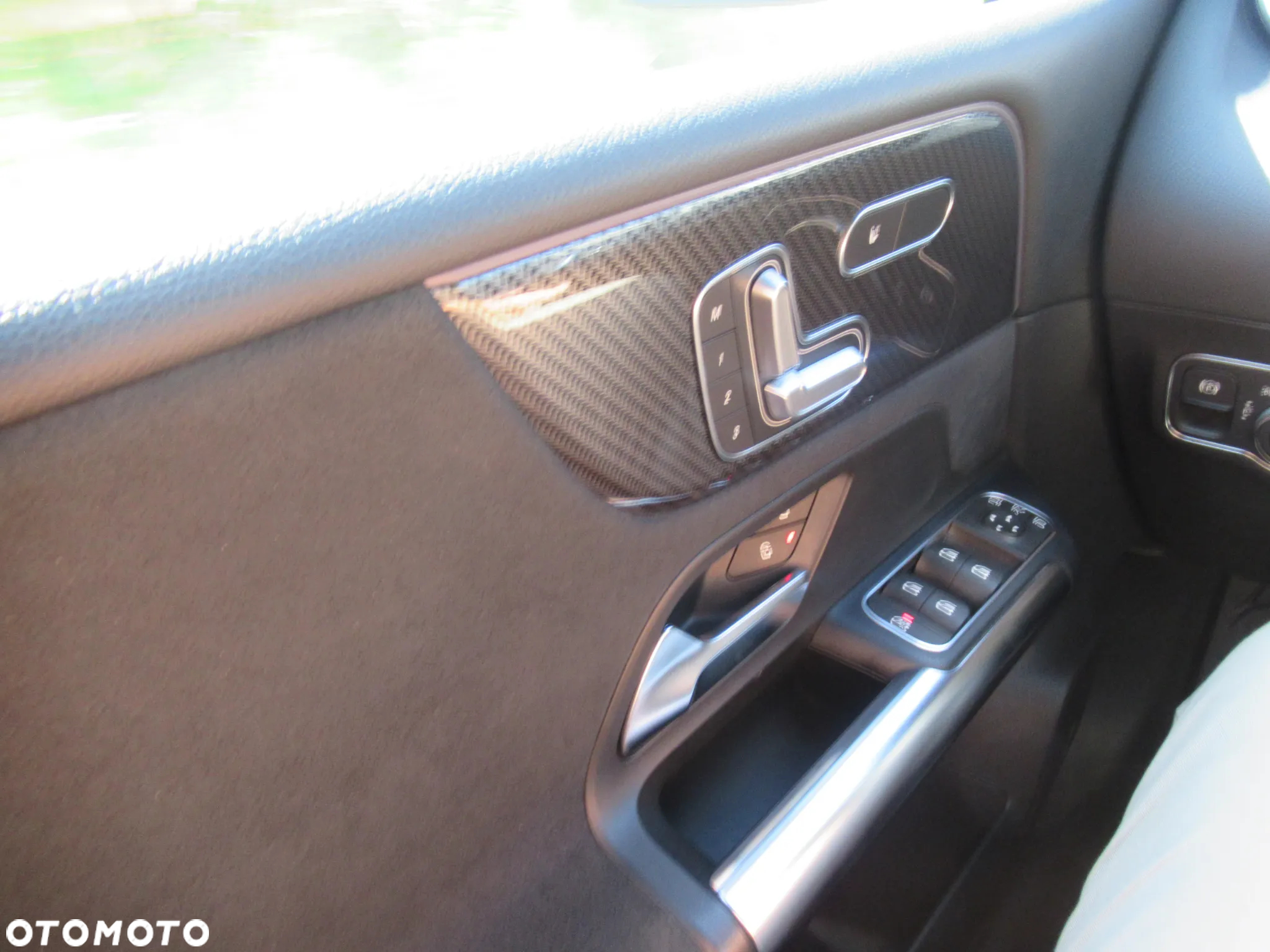 Mercedes-Benz Klasa B 200 d AMG Line 8G-DCT - 10