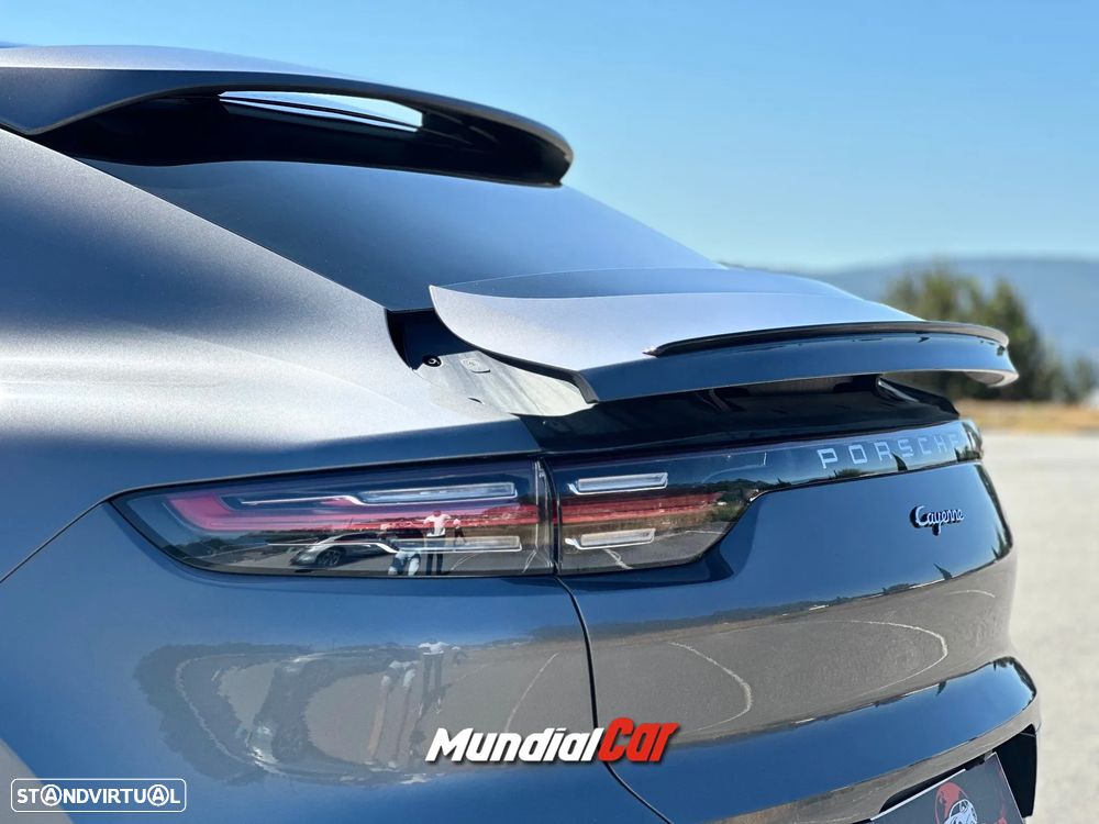 Porsche Cayenne Coupé E-Hybrid - 14