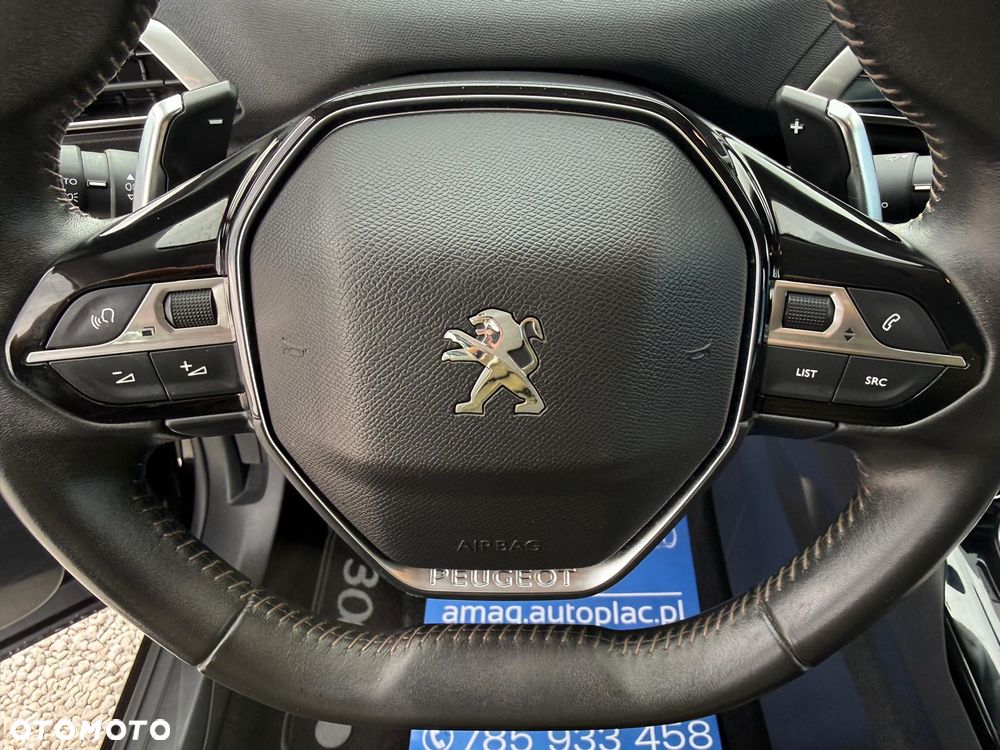 Peugeot 3008 1.2 PureTech GPF Active S&S EAT8 - 22