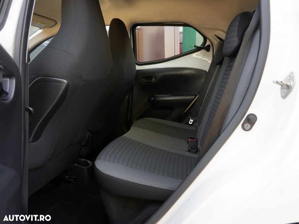 Toyota Aygo 1.0 MultiMode X - clusiv - 10