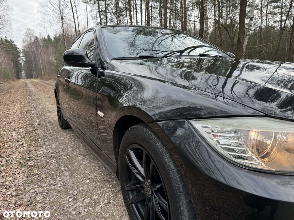 BMW Seria 3 318i - 14