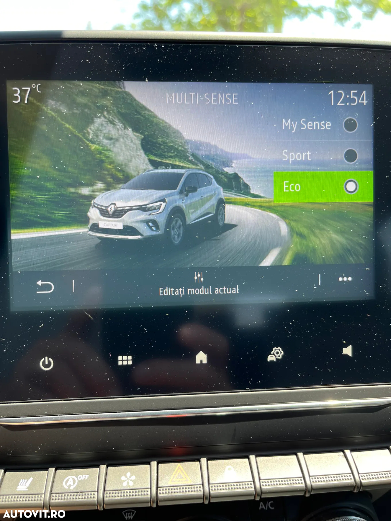 Renault Captur MHEV 140 EDC Techno - 13
