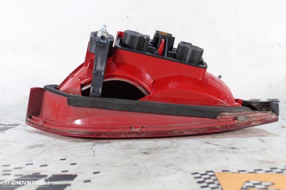 Farolim Direito Audi A4 (8K2, B8)  8K5945094d / Mala Passageiro Sedan - 7