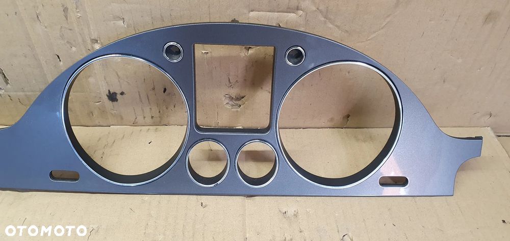 Osłona obudowa licznika zegarów dekor VW Passat B6 3C1858335BC - 3