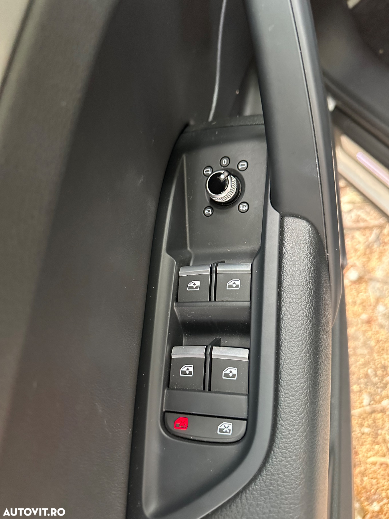 Audi Q5 40 TDI quattro S tronic S line - 34