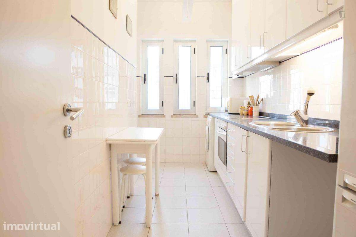 Apartamento com 1 quartos - localizado em Lordelo do Ouro Porto - Grande imagem: 3/20