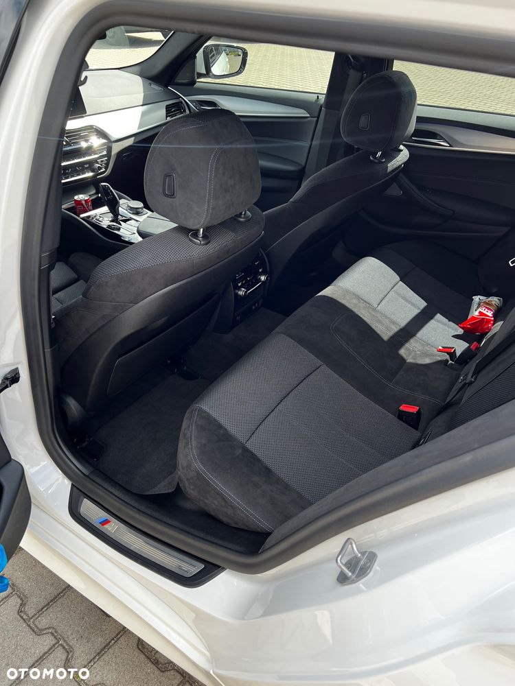 BMW Seria 5 520d mHEV M Sport sport - 11