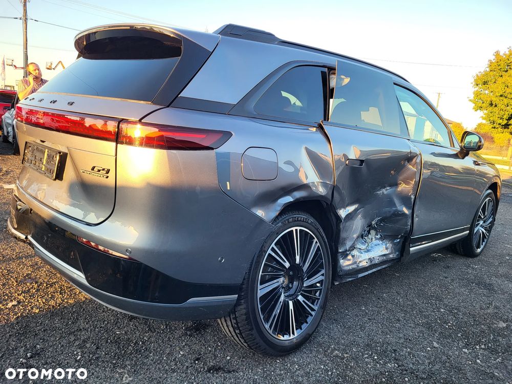 XPeng G9 98 kWh AWD Performance - 4