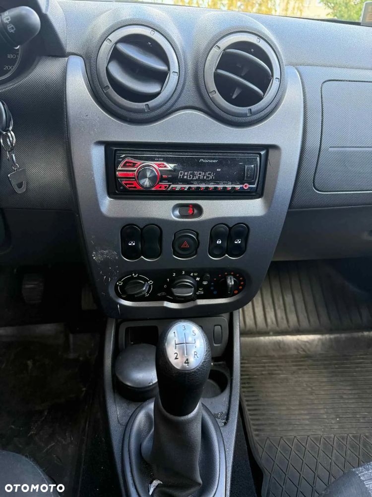 Dacia Duster 1.6 - 11