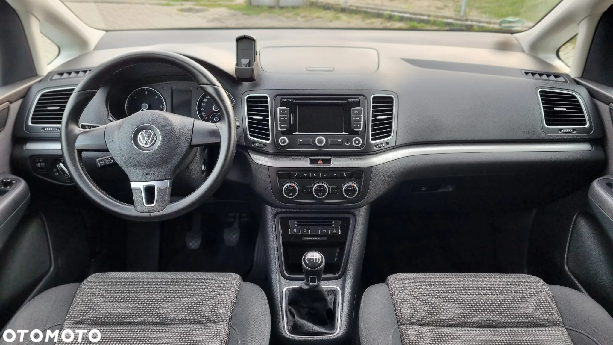 Volkswagen Sharan 2.0 TDI Comfortline - 11