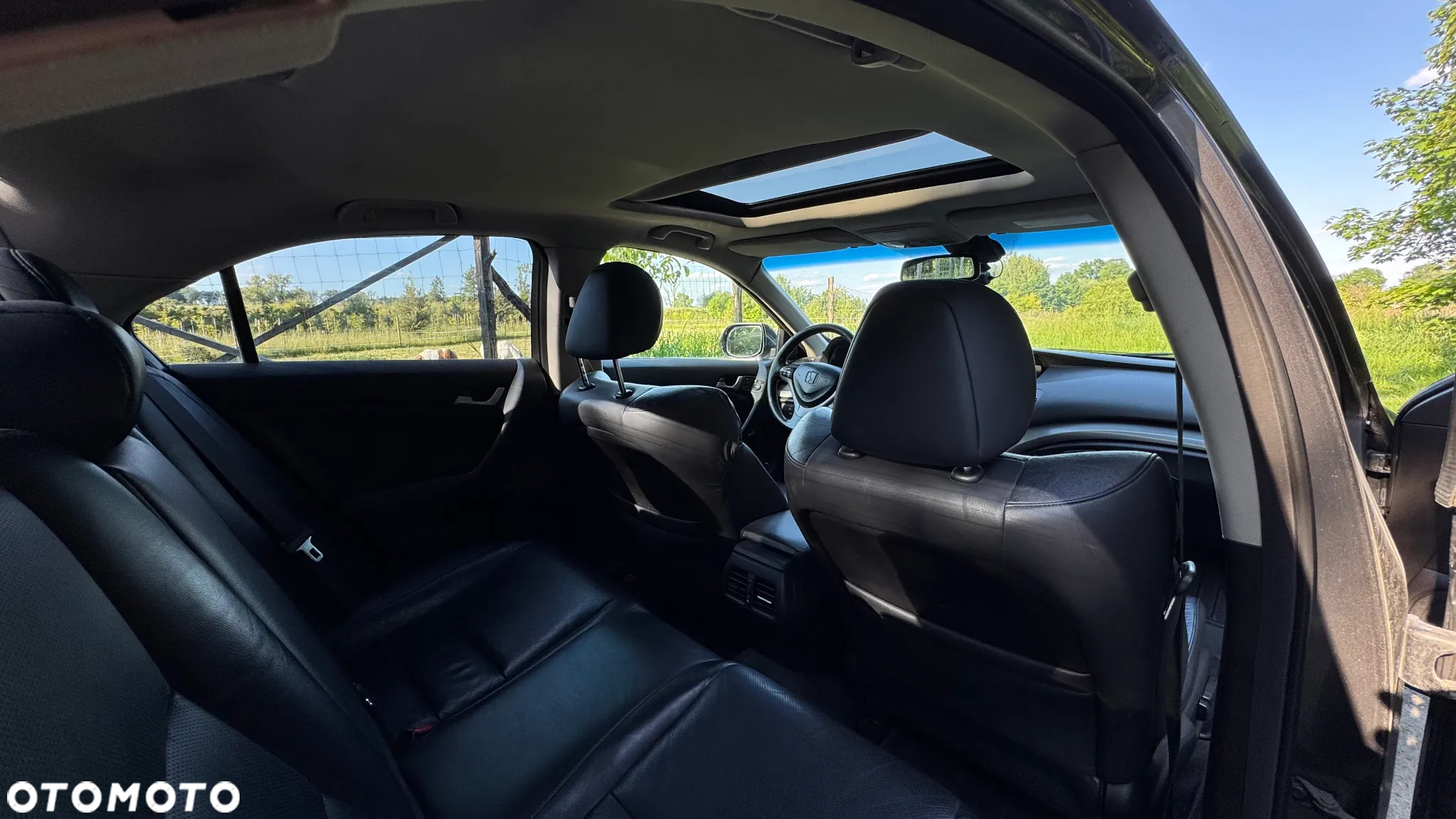Honda Accord 2.4 Executive - 11