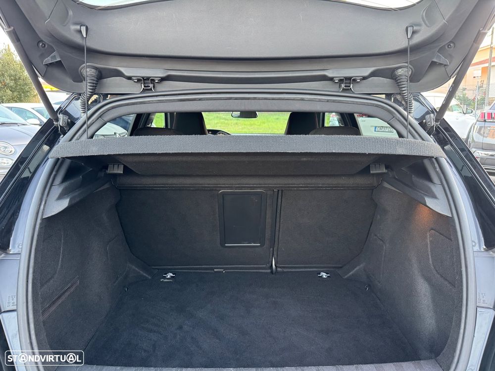 Peugeot 308 1.2 PureTech GT Line EAT8 - 16