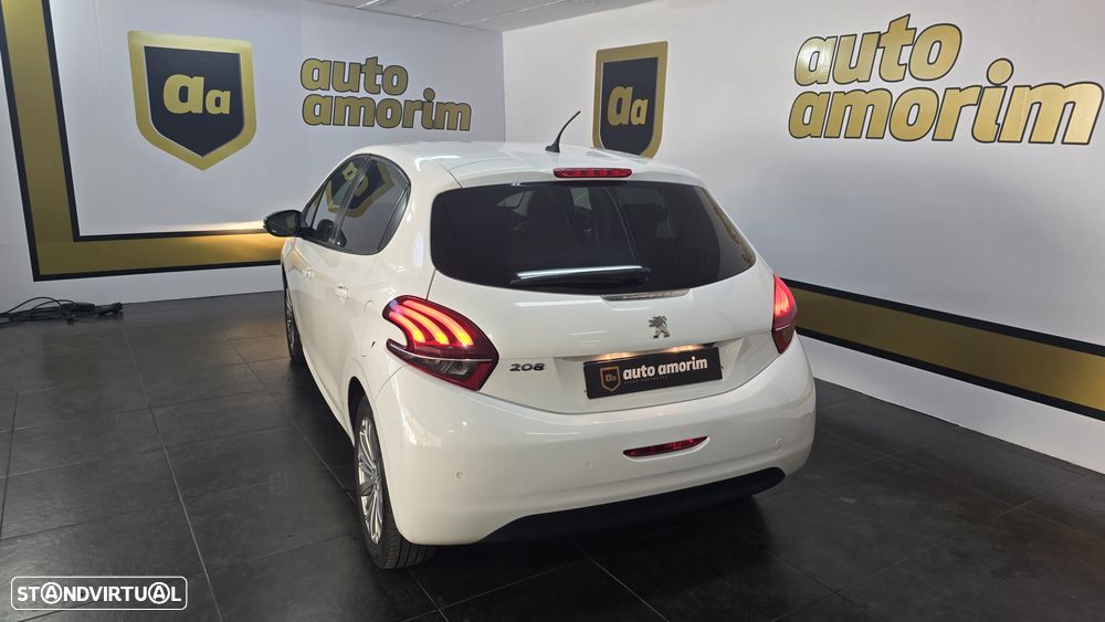 Peugeot 208 1.6 BlueHDi Style - 9