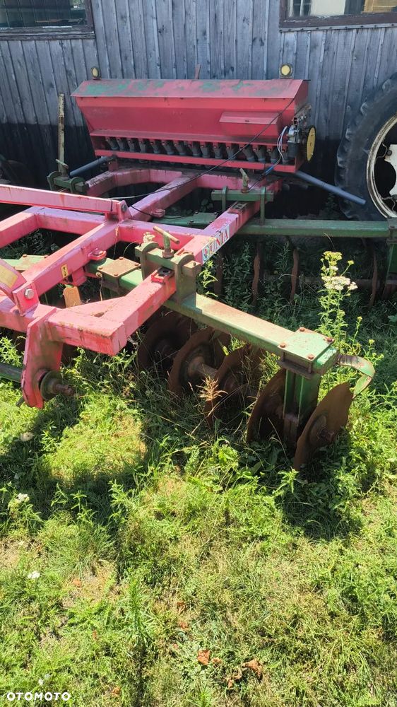 Inny Bizon, Zetor C 360 i maszyny rolnicze - 9
