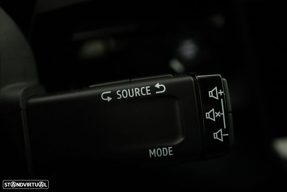 Renault Austral 1.2 E-Tech Iconic Espirit - 18