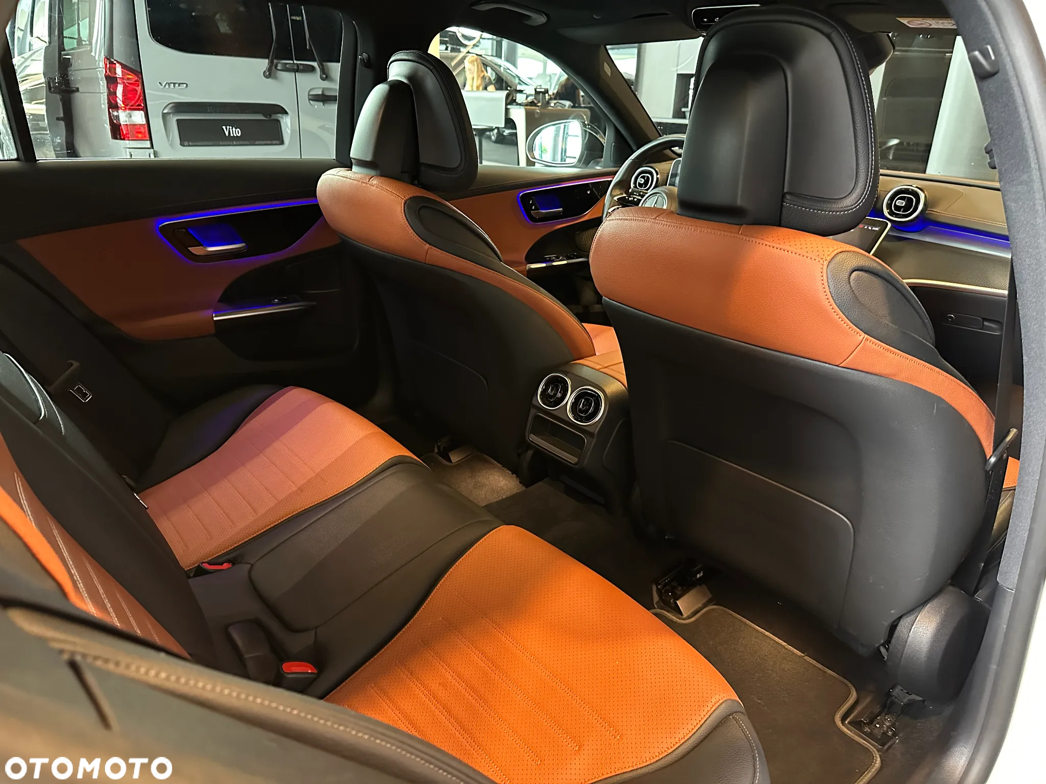 Mercedes-Benz Klasa C 220 d 9G-TRONIC - 14