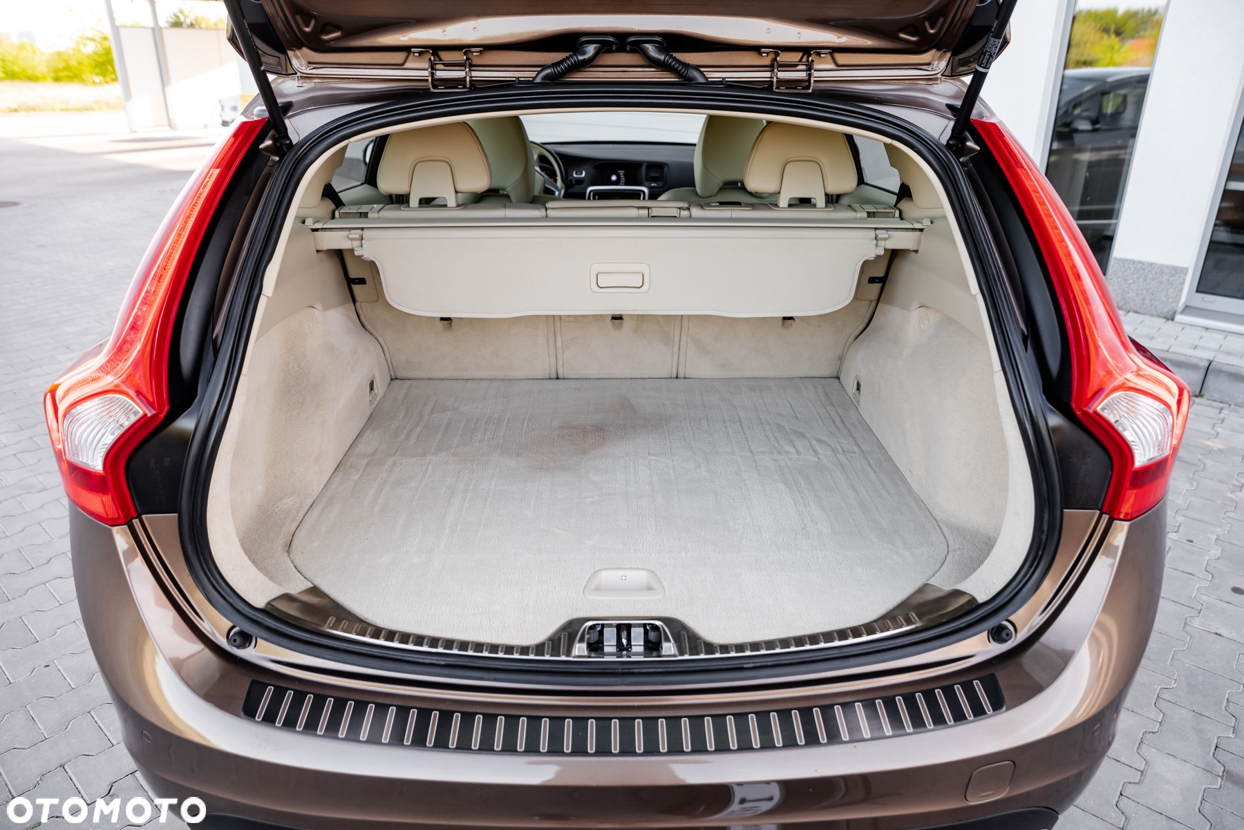 Volvo V60 Cross Country T5 Geartronic Summum - 21