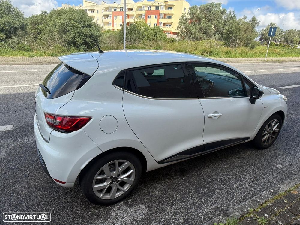 Renault Clio 0.9 TCe Limited Bi-Fuel - 4