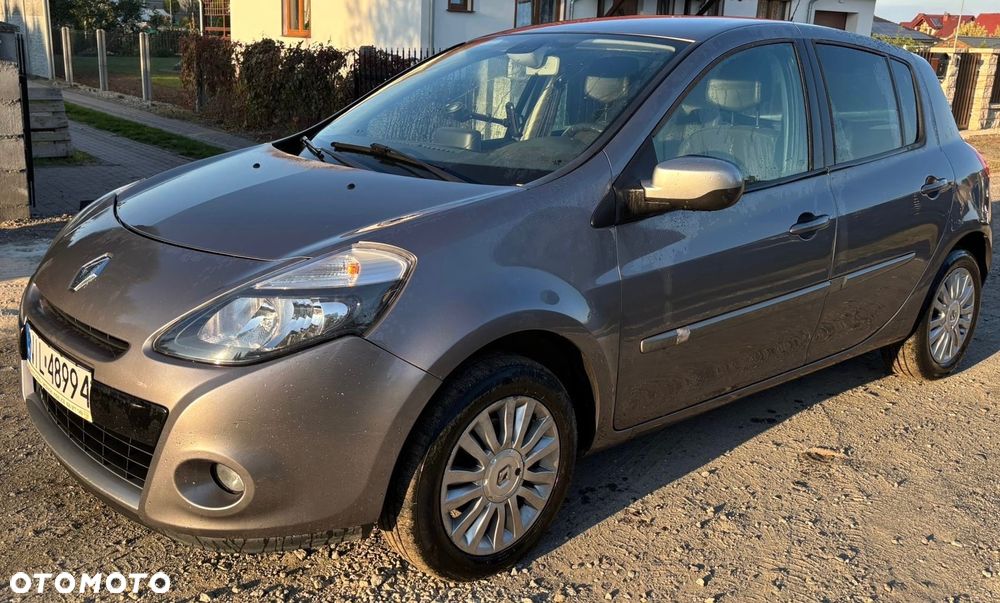 Renault Clio - 5