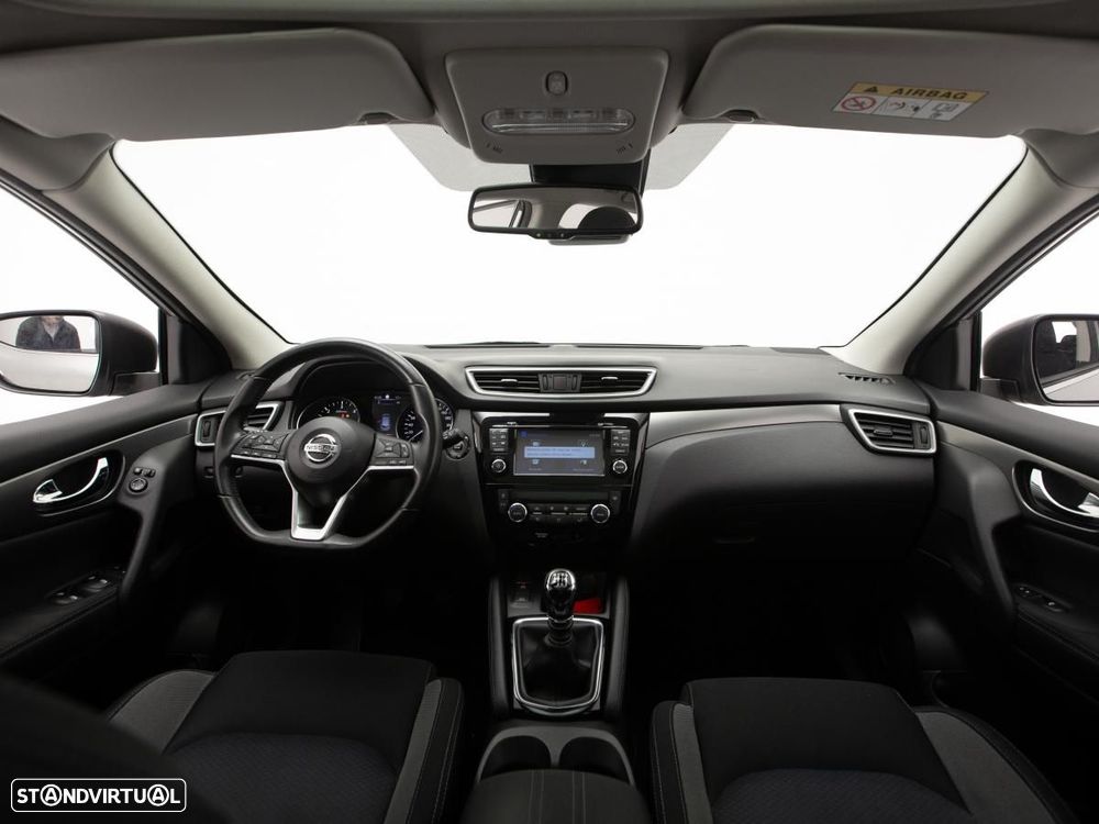 Nissan Qashqai 1.5 dCi N-Connecta - 6