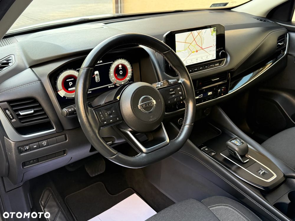 Nissan Qashqai 1.3 DIG-T N-Connecta DCT - 19