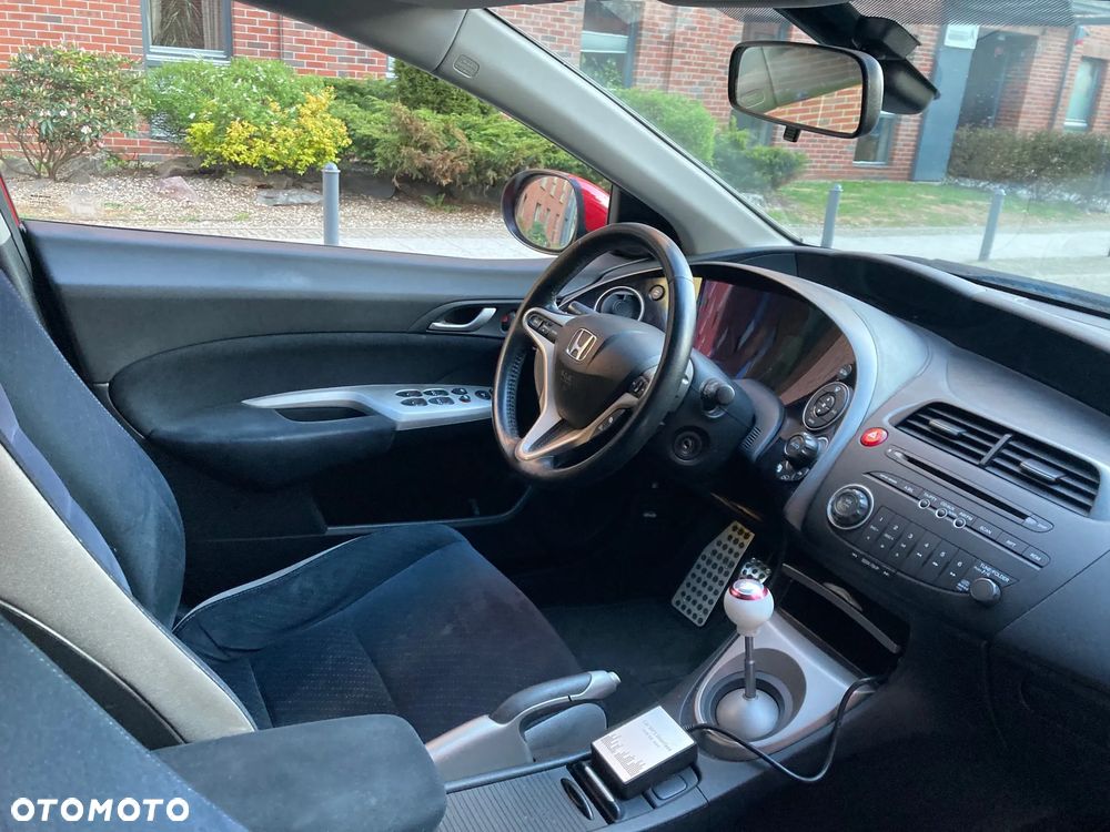 Honda Civic 1.8i-VTEC Sport - 11