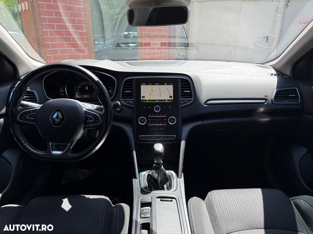 Renault Megane ENERGY TCe 100 LIMITED - 5